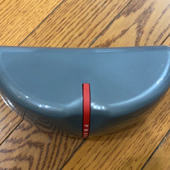 Prada Aviators with Case - Picture 2 of 3
